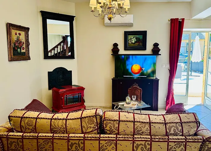 Villa Michel Montaigne *