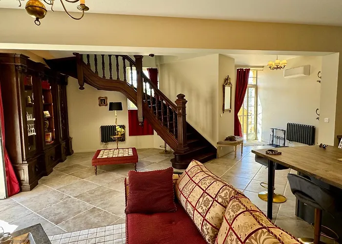 Michel Montaigne Villa *